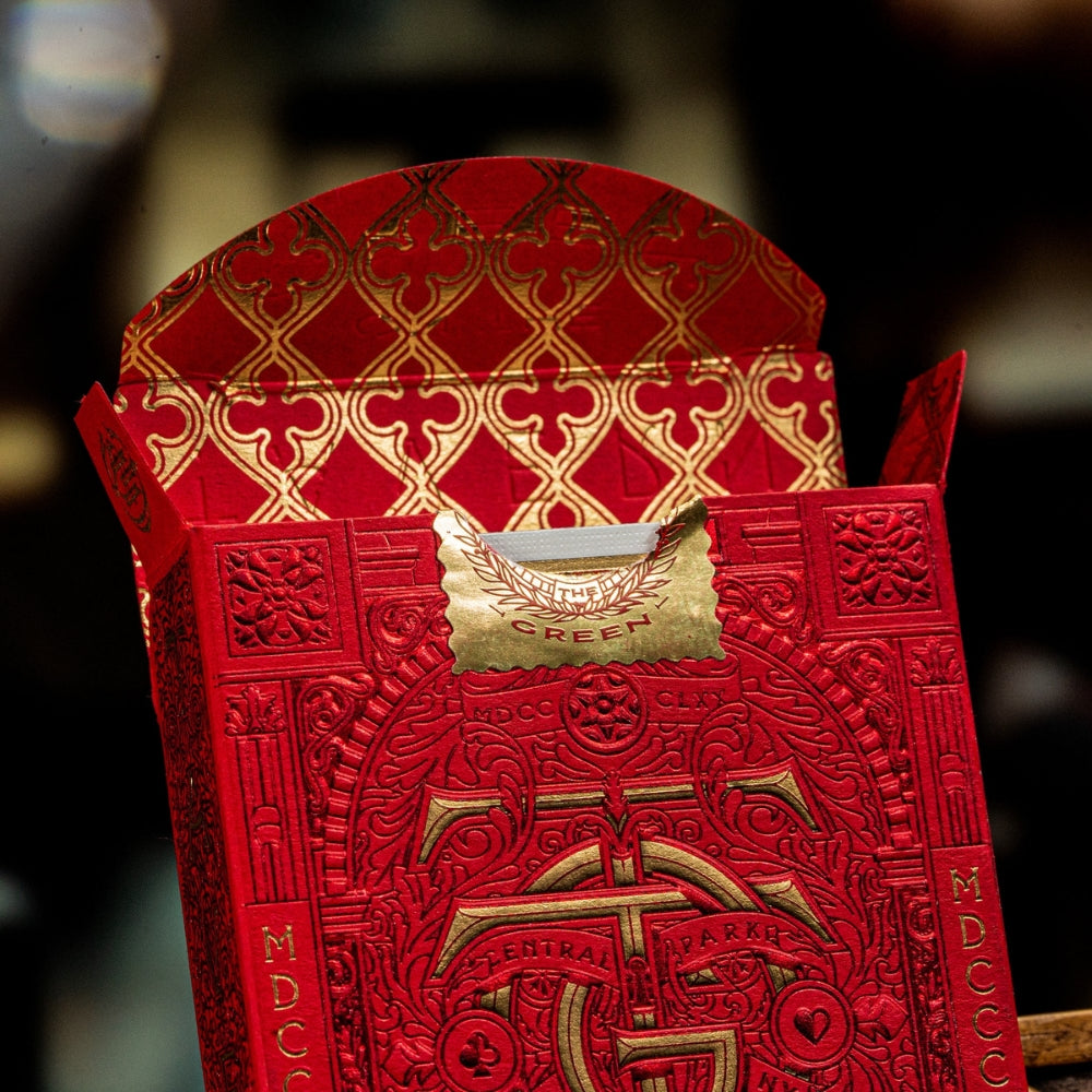 image of inside the flap of a deck box of playing cards (tavern on the green - red edition)