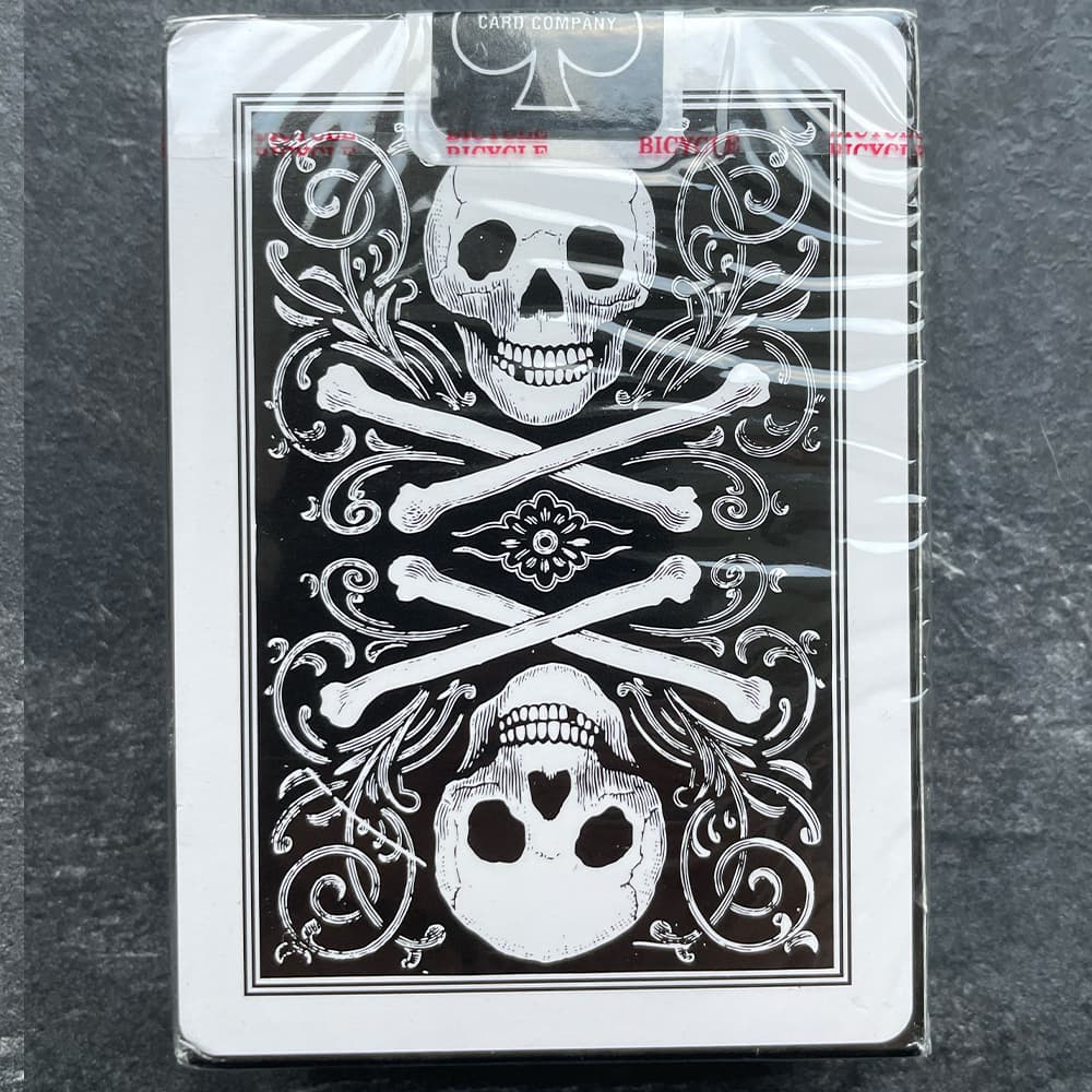 Skull Playing Cards (White) - 2012