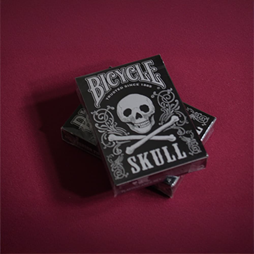 Skull Playing Cards - (Silver)