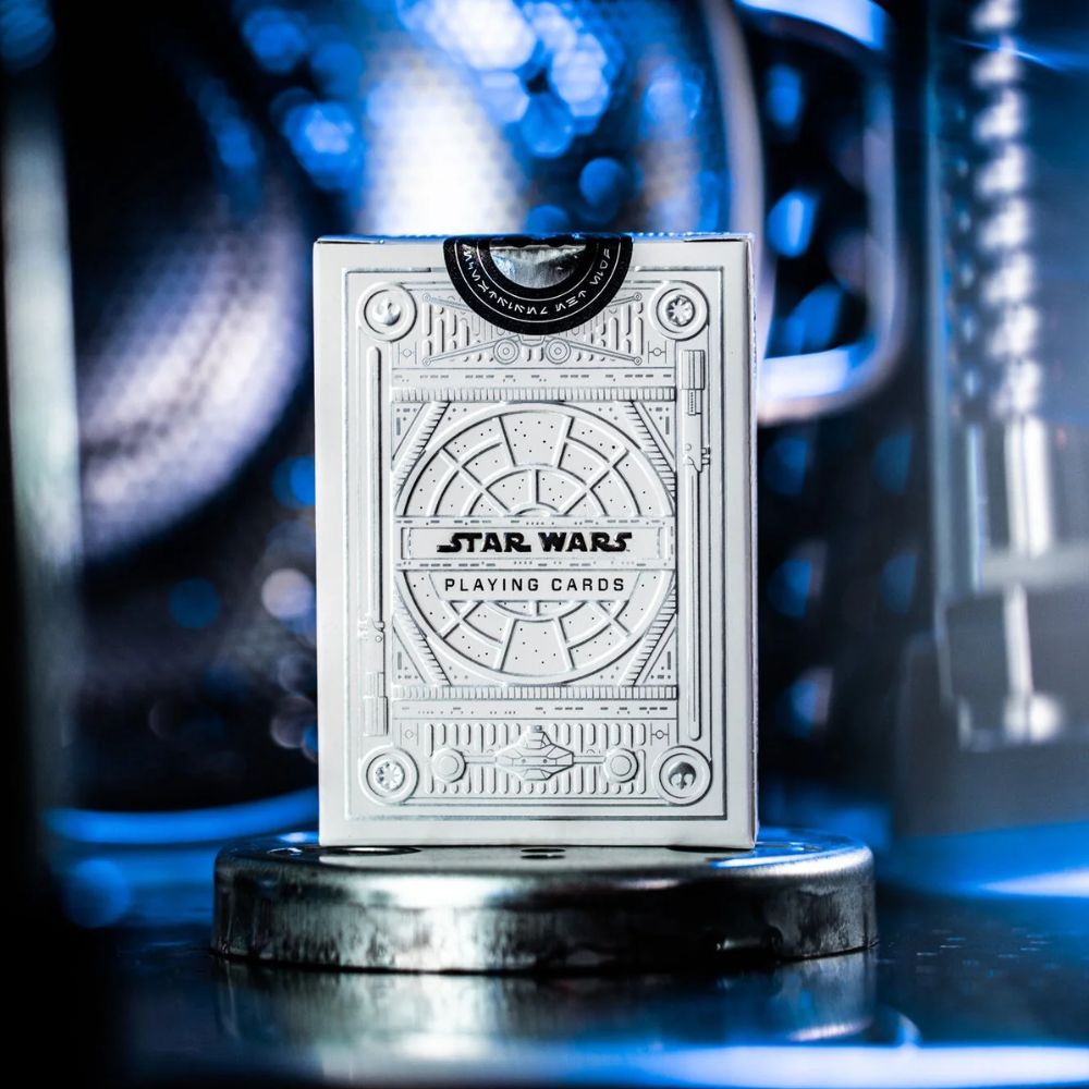 star wars playing cards - silver edition - single deck box - light side on small metal disc